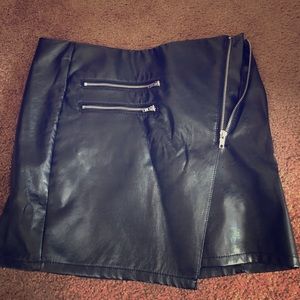 F21 leather zipper skirt